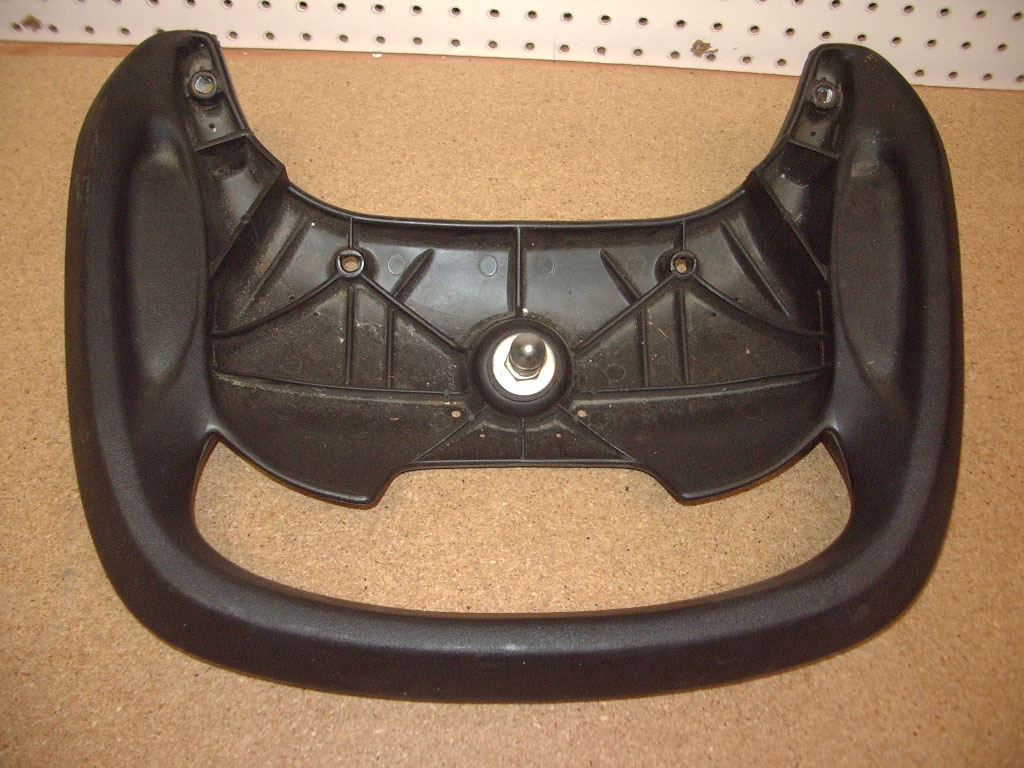 USED REAR GRAB HANDLE (BLACK) WITH LATCH PIN - 2000 GS - Click Image to Close